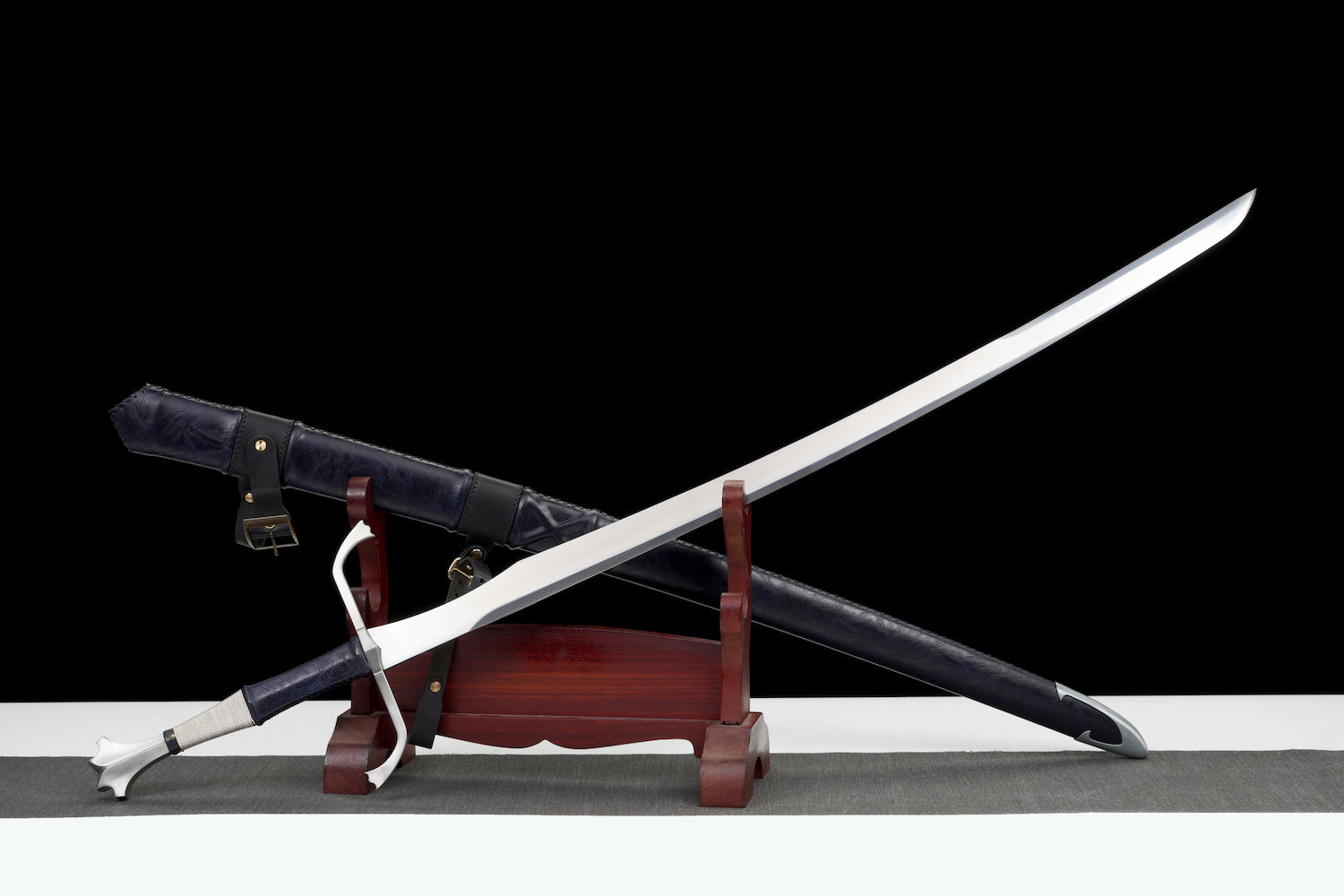 The windlash Medieval Sabre