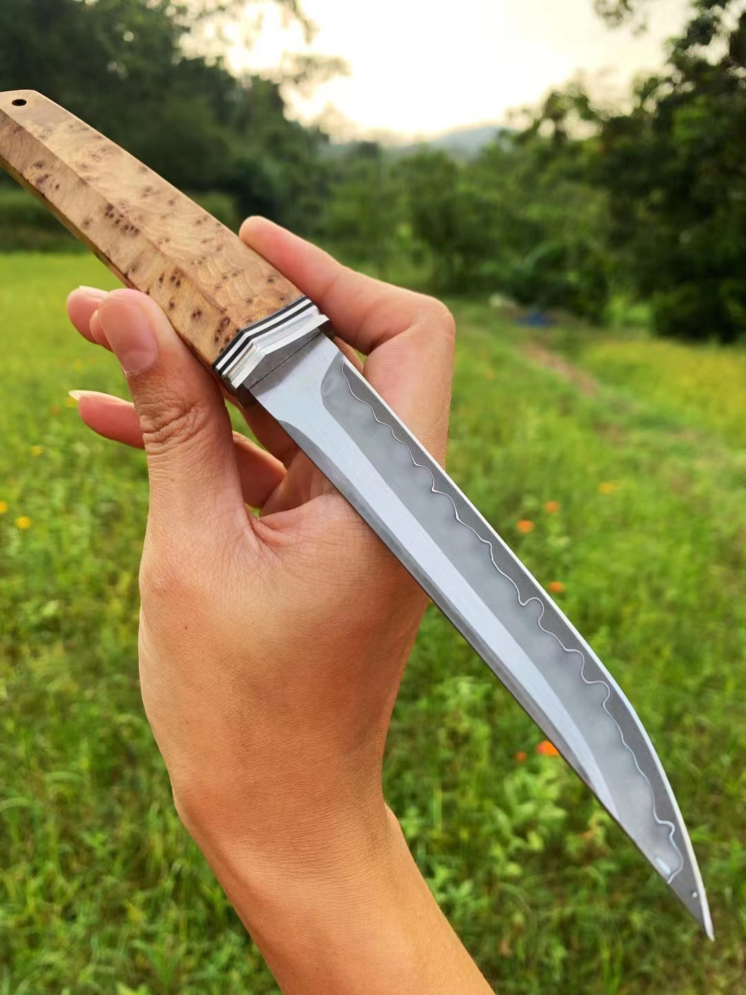 Rolling Hills Damascus Steel Fixed Blade Tanto