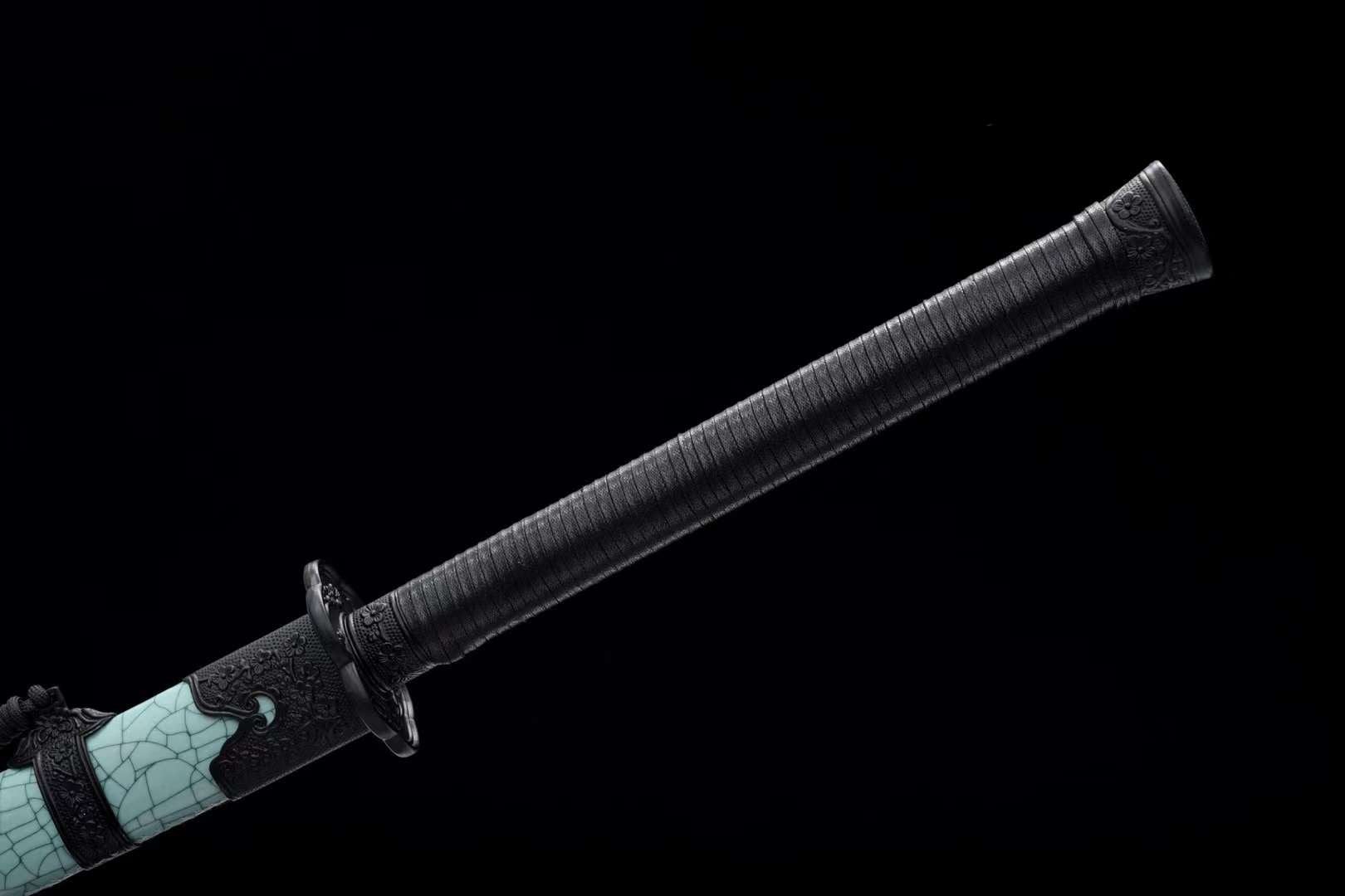 The Gurinsukeru Handmade Chinese Dao Manganese Steel