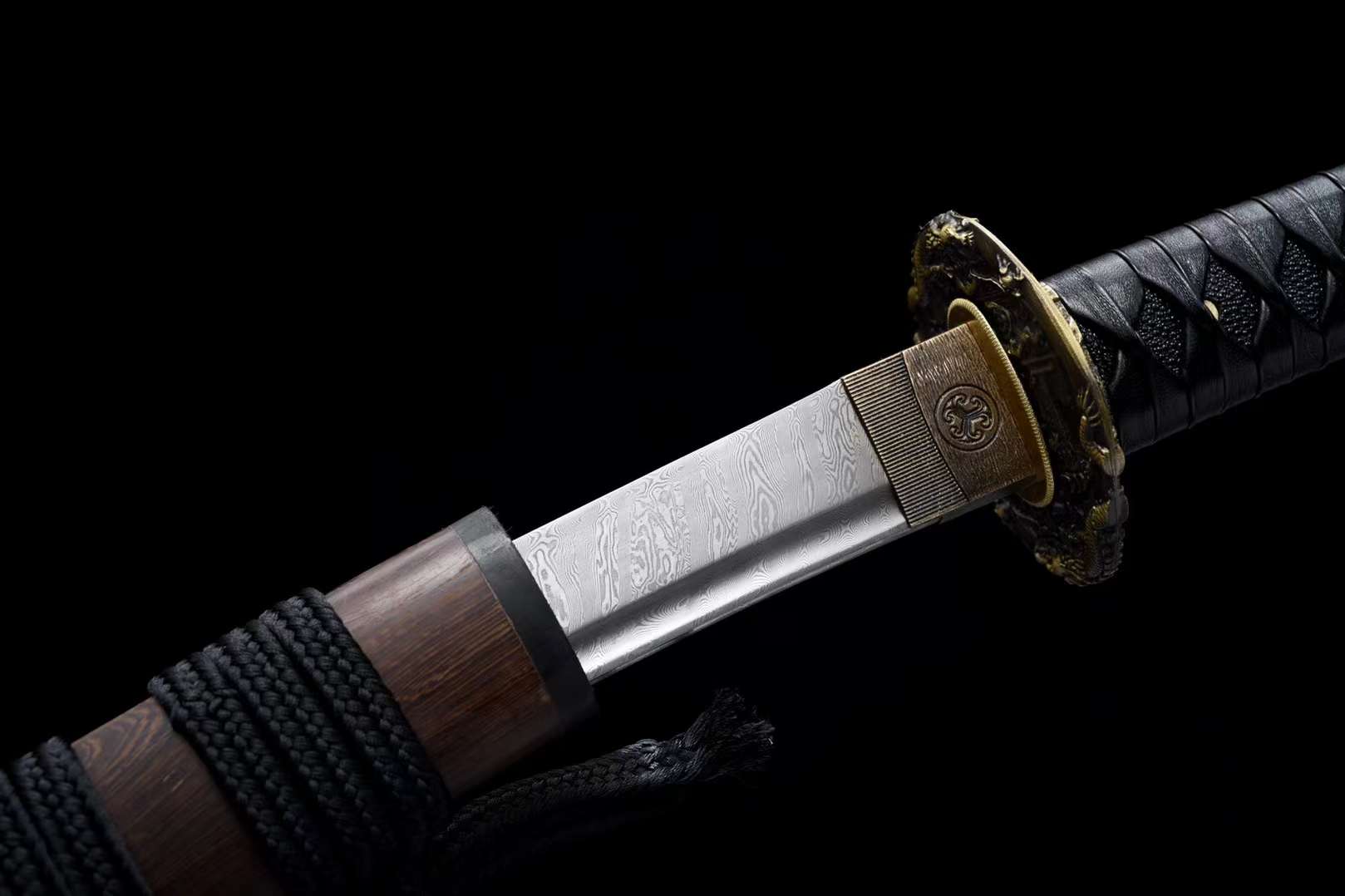 The Mikumichi Handmade Tanto Katana Pattern Steel