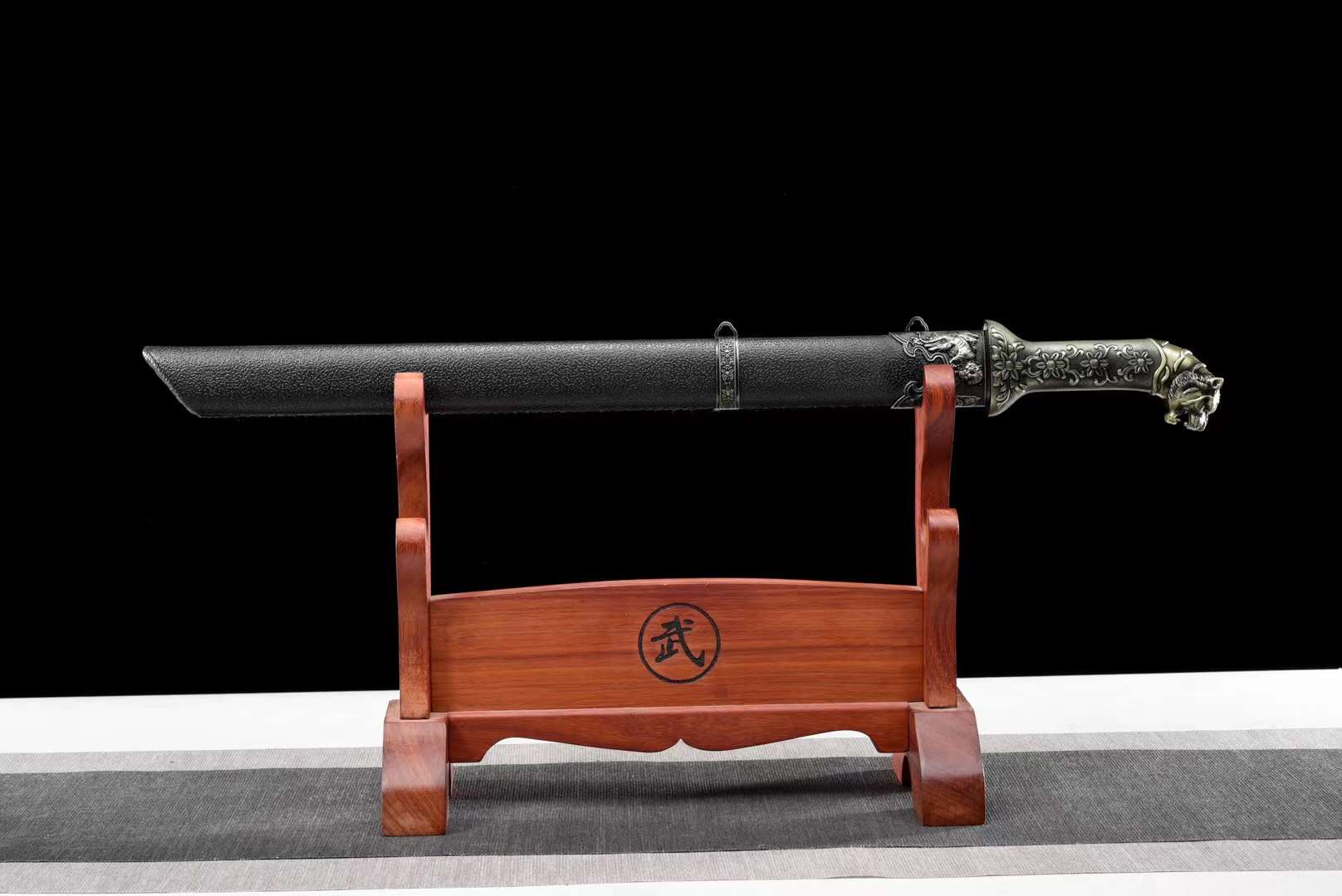 The Taigaheddo Naifu Handmade Chinese Dao Wakizashi Manganese Steel