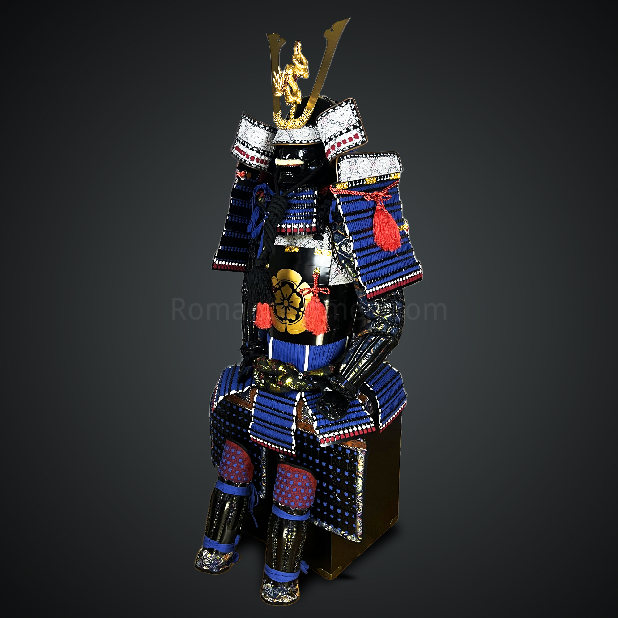 Black and blue Samurai Armor Oyoroi Style Dragon Maedate Black Kabuto and Do Mixed with Blue Cords