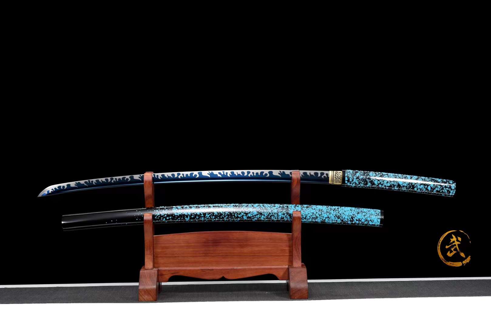 The Towairaito Purotosu Handmade Katana High Carbon Steel