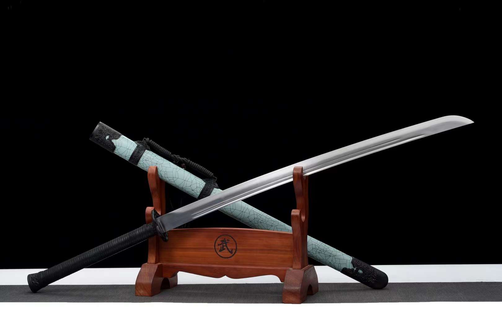 The Gurinsukeru Handmade Chinese Dao Manganese Steel