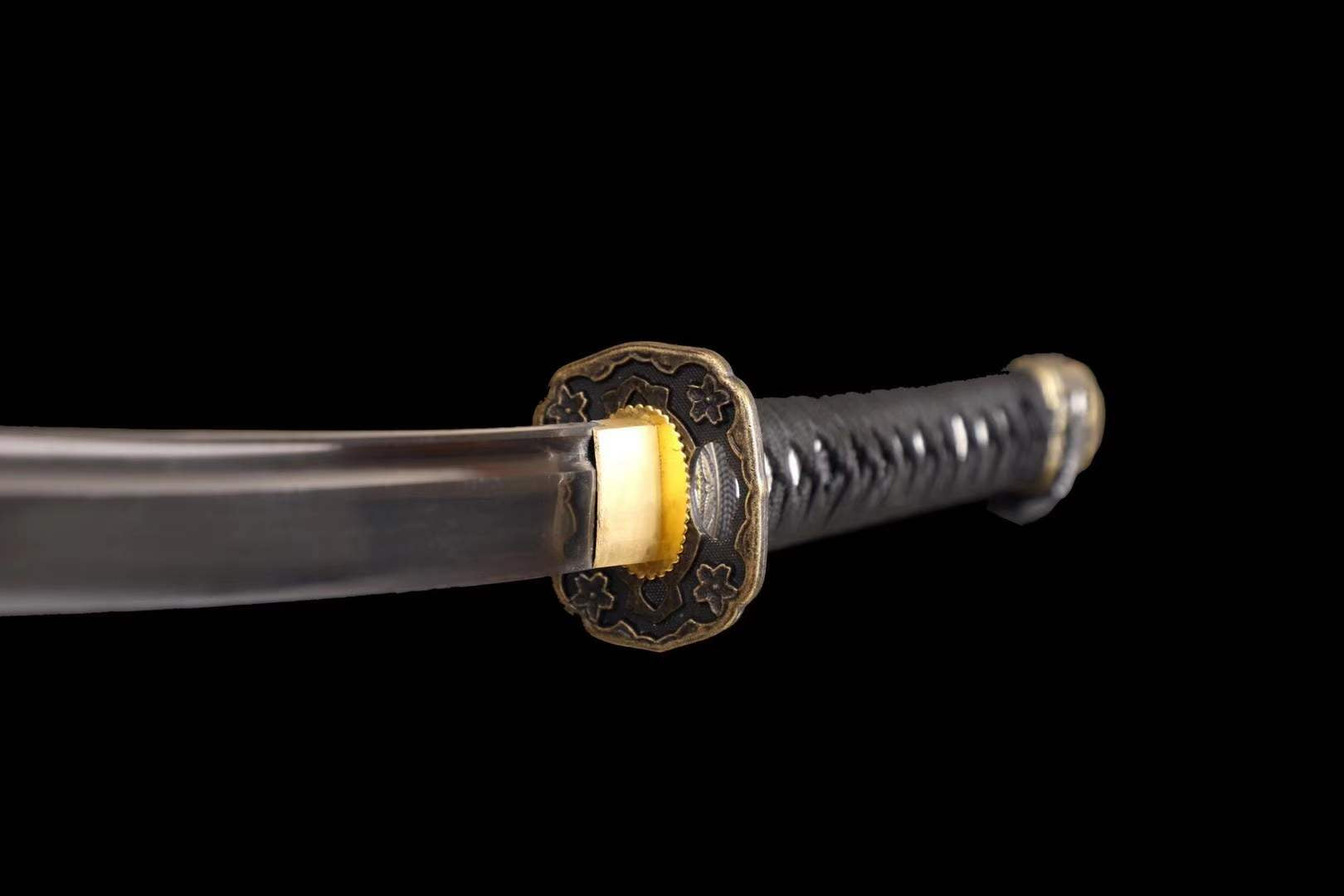 The Gukuraudotaito Handmade Katana Manganese Steel