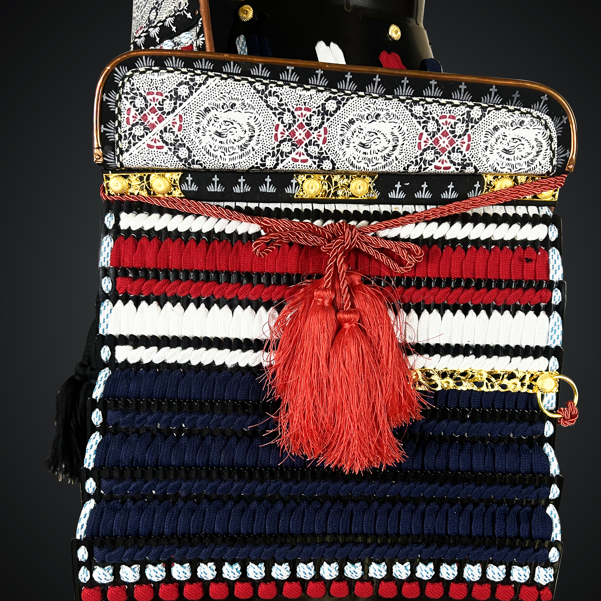 Black and white Samurai Armor Oyoroi Style Kamon Kuwagata Maedate Menpo with Beard Black Armor color with white red blue cords