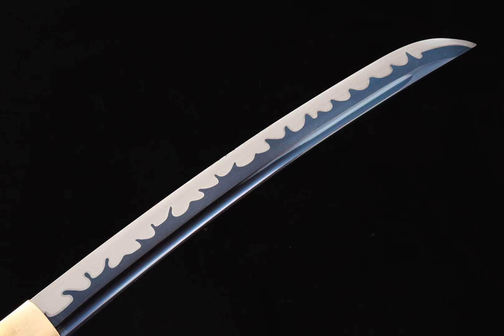 The Bakufu Rokkotsu Handmade Tanto Katana Manganese Steel