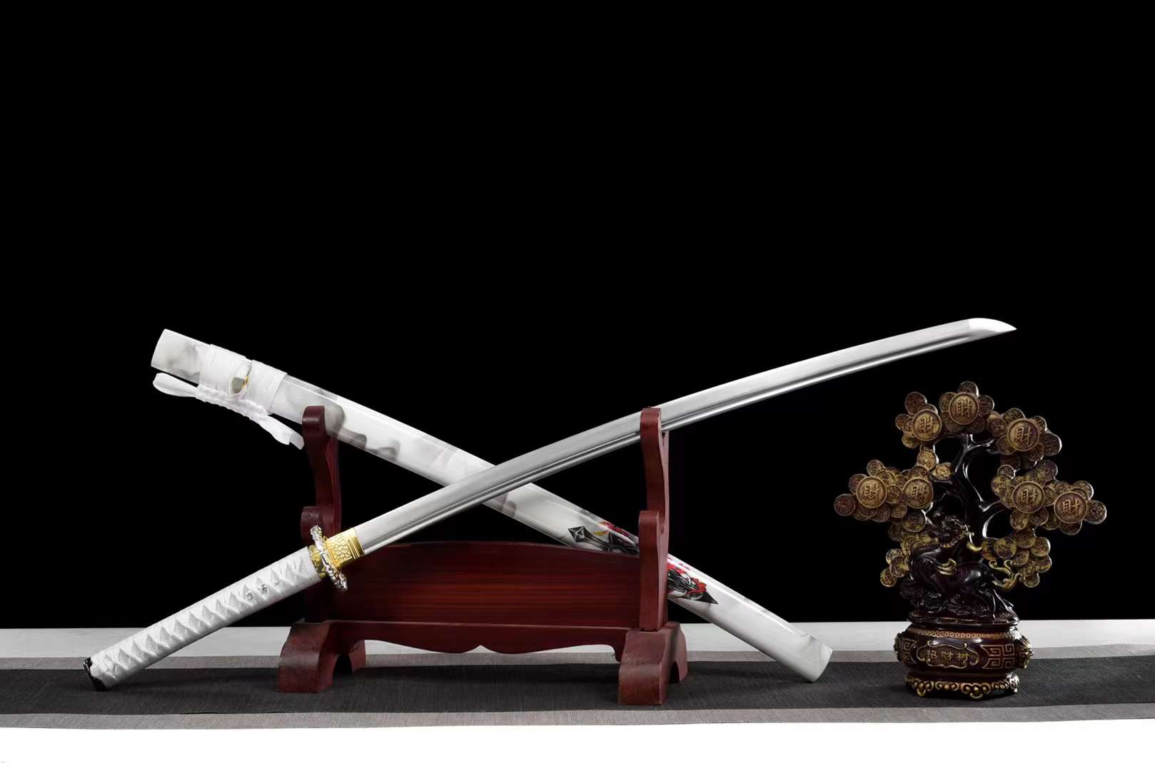 The Shinpiteki Kori Handmade Katana Carbon Steel