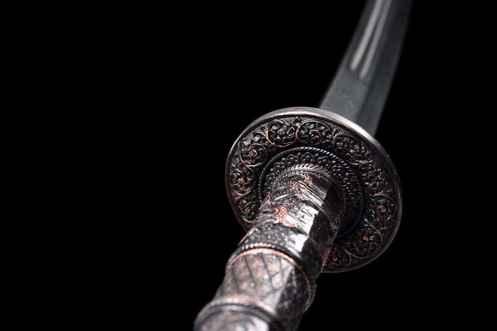 The Kokitei Uonaifu Handmade Chinese Dao Pattern Steel