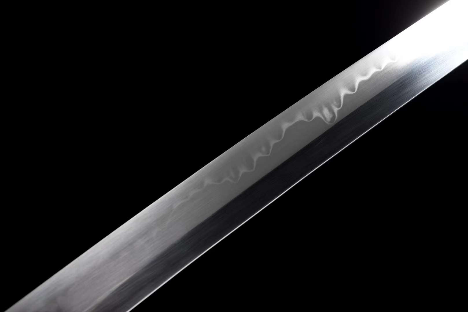 The Jiebantai Sodo Handmade Katana Clay Tempered T10 Steel