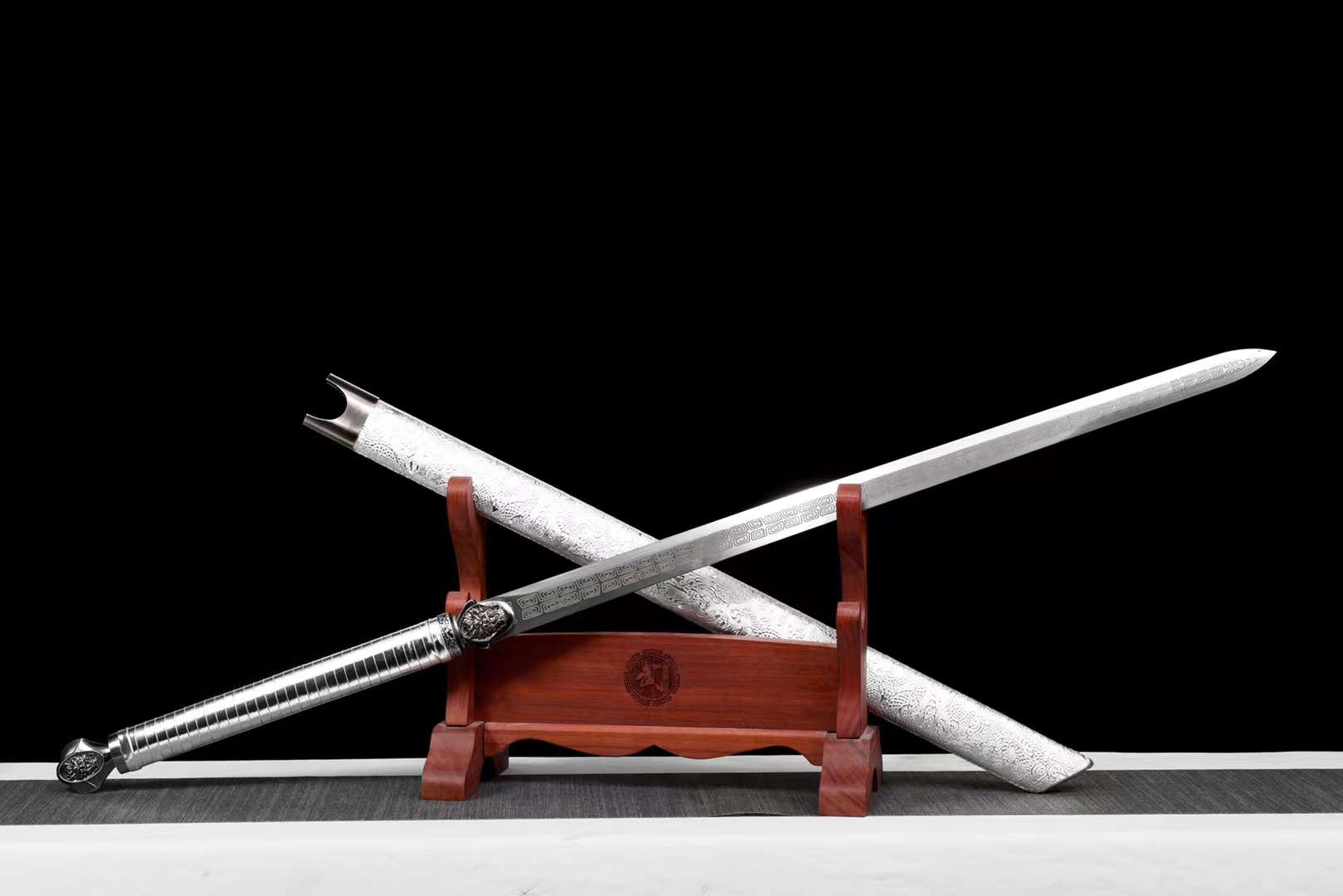 The Suno Doragiraido Handmade Ninjato Manganese Steel