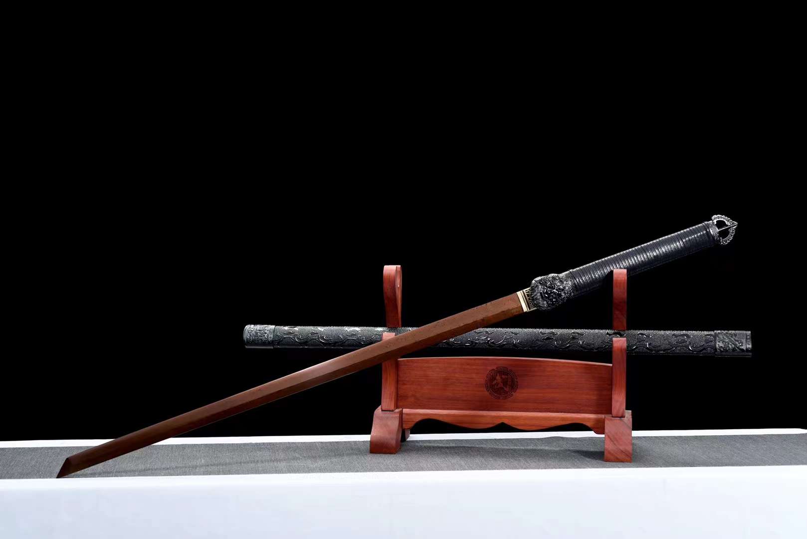The Ruyi Gorudenfupu Handmade Ninjato Pattern Steel