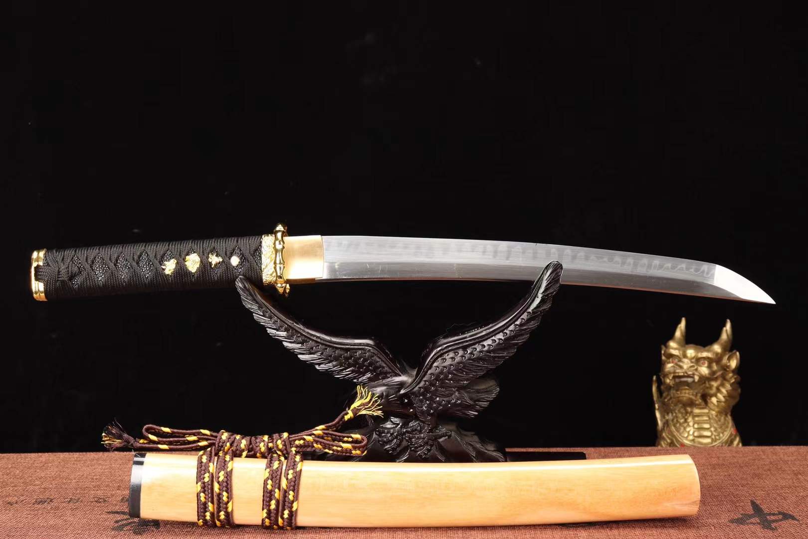 The Goruden Banbu Handmade Tanto Katana Clay Tempered T10 Steel