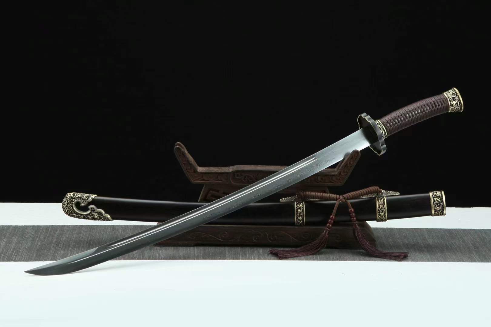 The Doragounijia Handmade Chinese Dao Pattern Steel