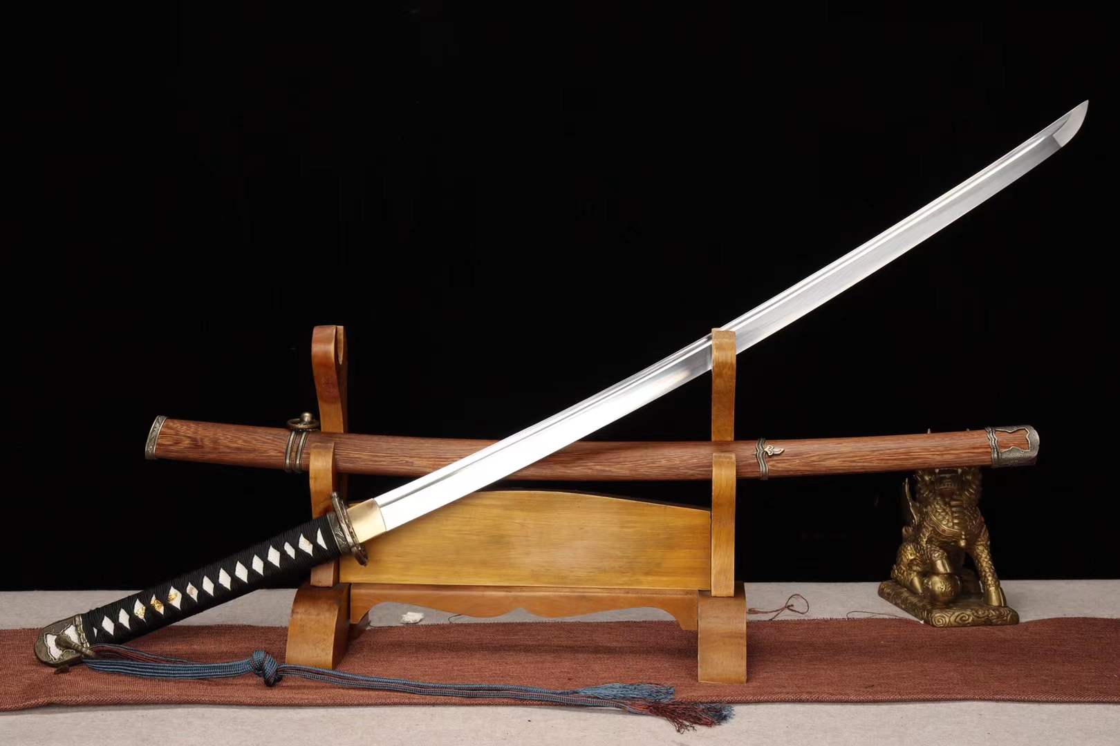 The Rikugun Naifu Handmade Katana Manganese Steel