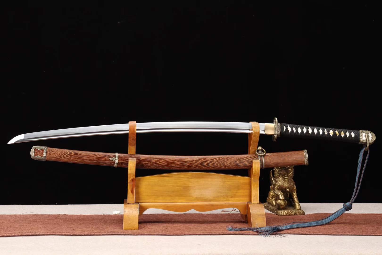 The Rikugun Naifu Handmade Katana Manganese Steel