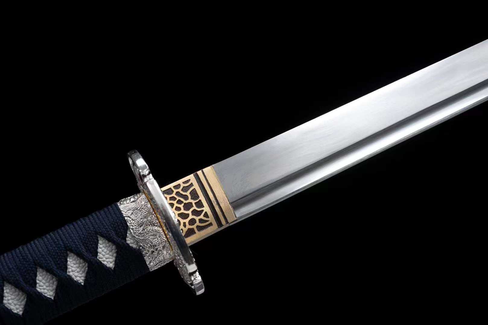 The Gureidoragon Handmade Ninjato Spring Steel