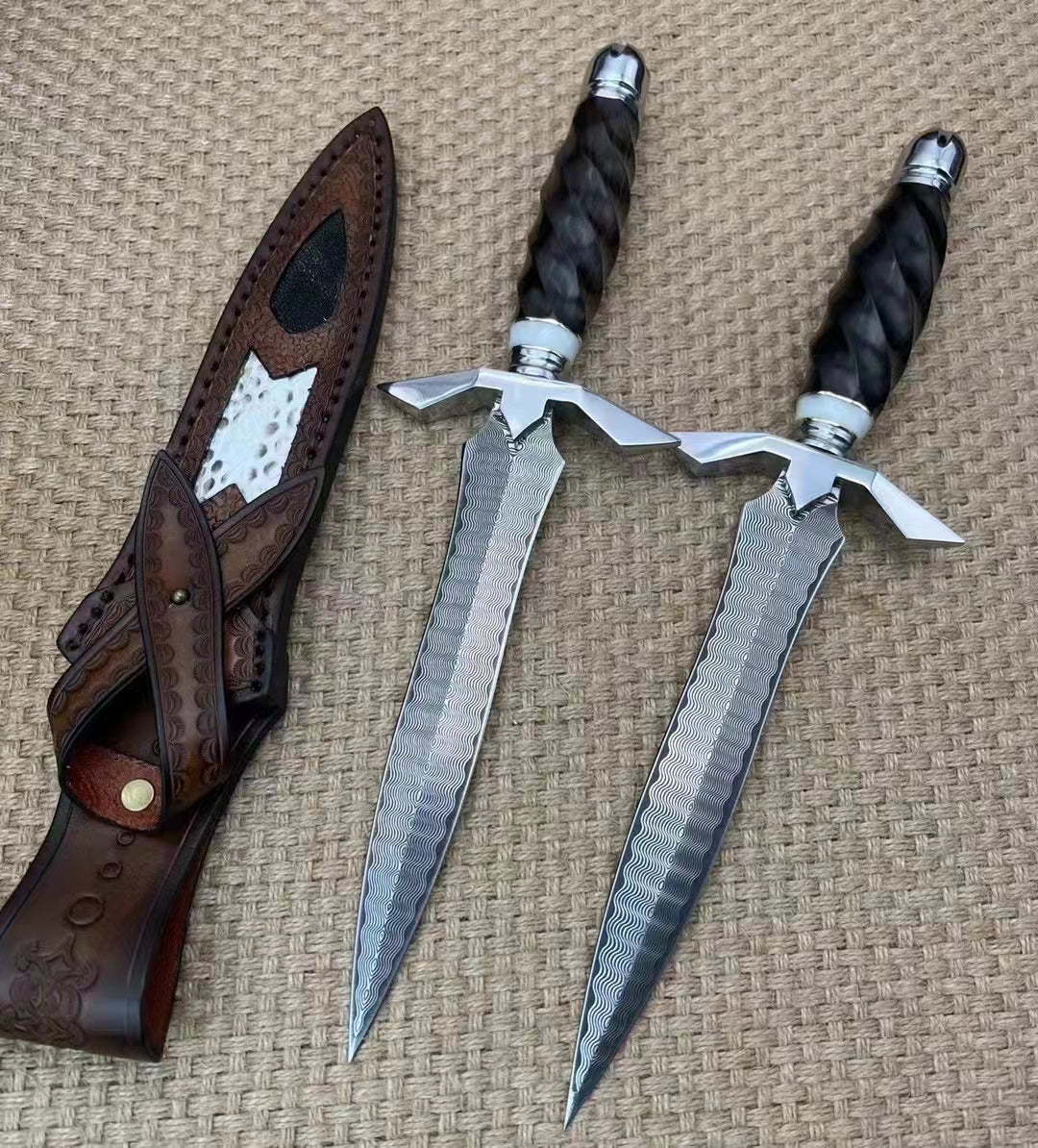 The Cross Damascus Steel Fixed Blade