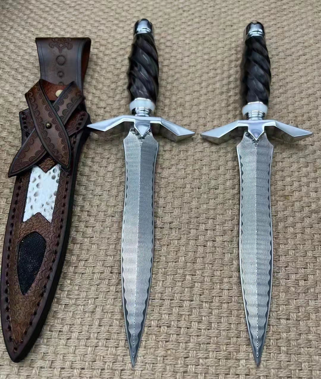 The Cross Damascus Steel Fixed Blade