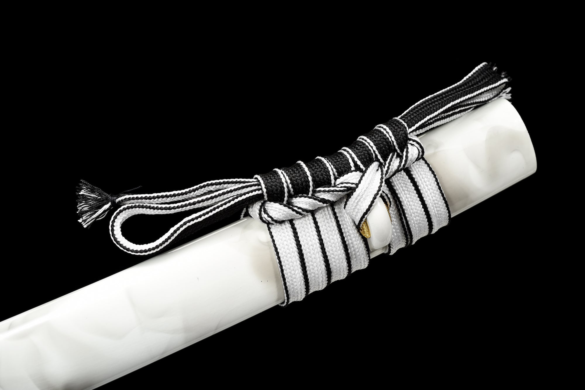 The Yurei Jigoku Handmade Katana Extra Sharp Spring Steel Unokubi-Zukuri