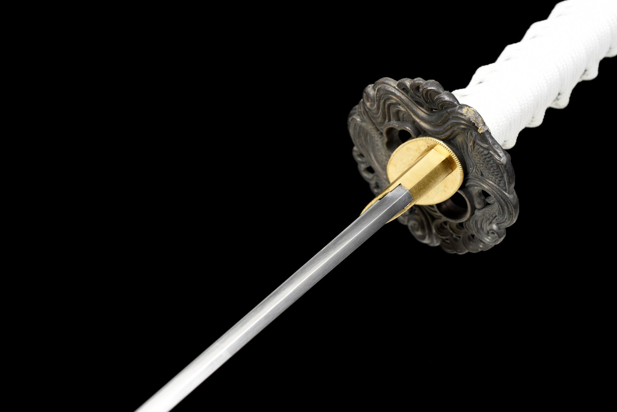 The Yurei Jigoku Handmade Katana Extra Sharp Spring Steel Unokubi-Zukuri