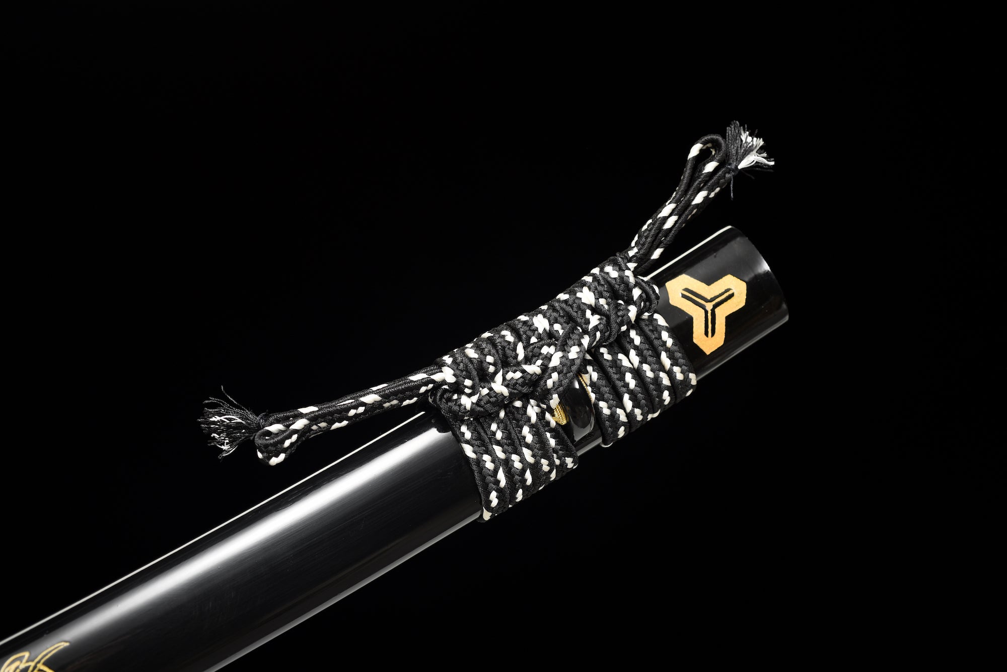 The Pikuburedo Handmade Katana Extra Sharp Double Bo-Hi Spring Steel