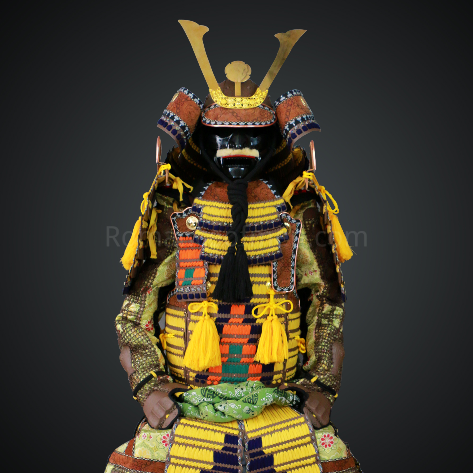Mōri Motonari Yellow & Brown Samurai Armor Oyoroi Style Kamon Maedate Brown Scales With Yellow Cords