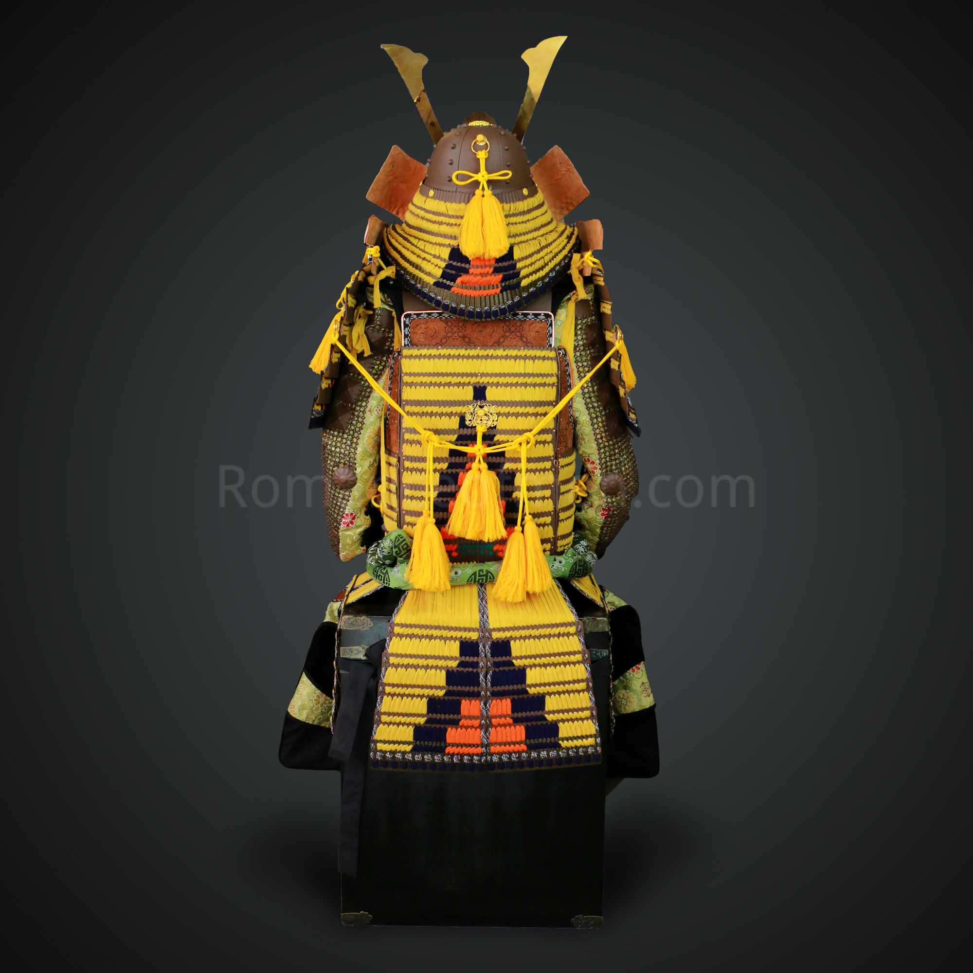 Mōri Motonari Yellow & Brown Samurai Armor Oyoroi Style Kamon Maedate Brown Scales With Yellow Cords