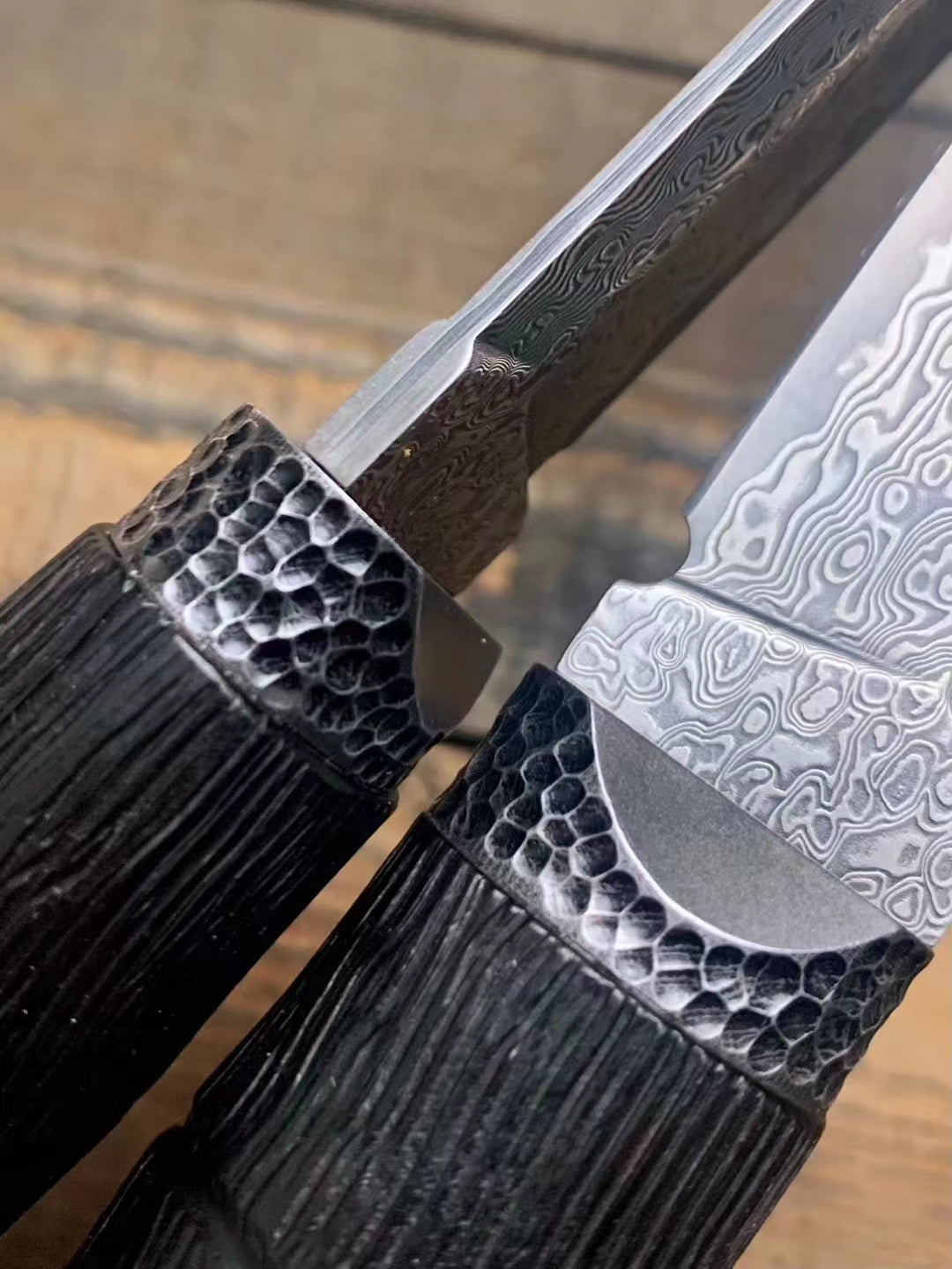 The Orchid Damascus Steel Fixed Blade