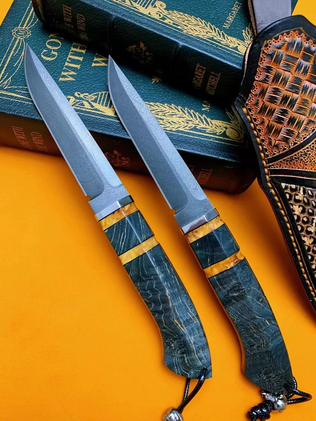 The Shadowless Wootz Damascus Steel Fixed Blade