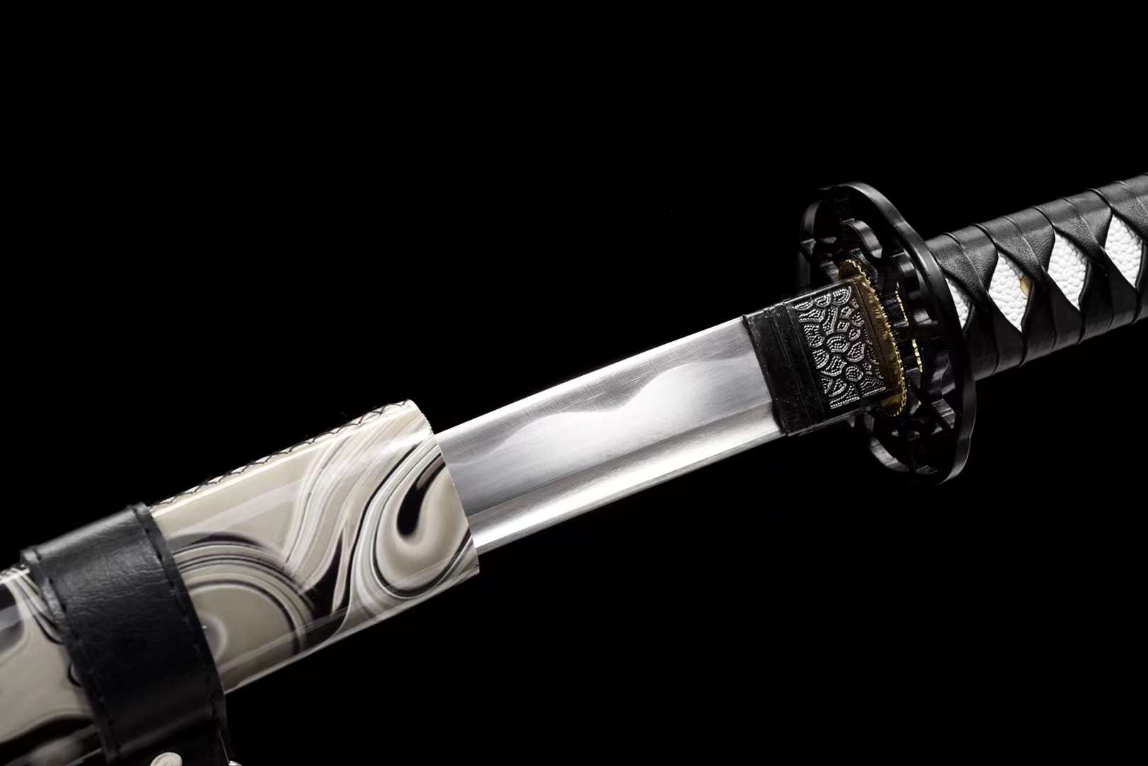 The Mahonosui Handmade Katana Carbon Steel