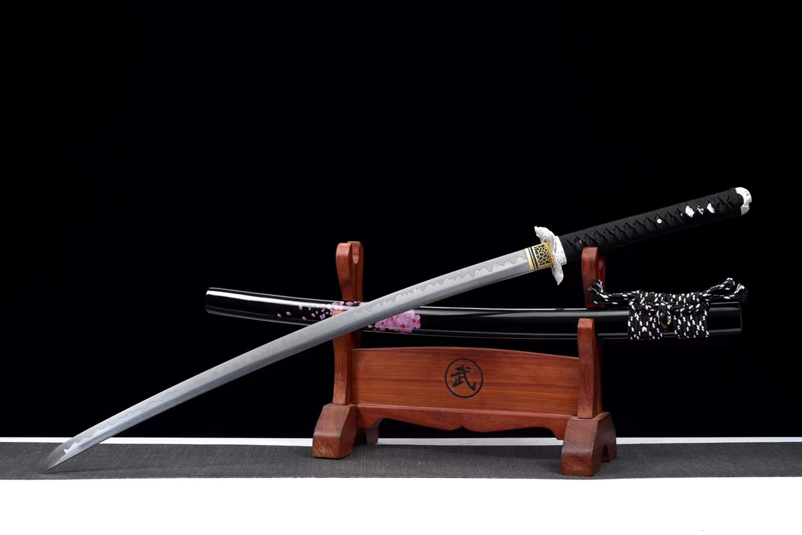 The Hyobolamido Handmade Katana Carbon Steel