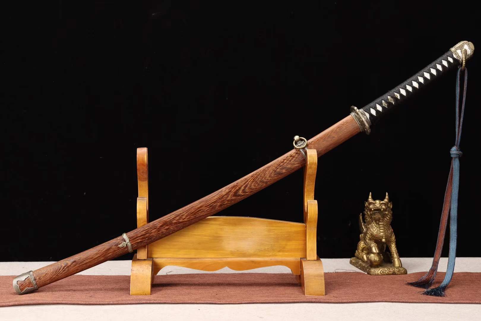 The Rikugun Naifu Handmade Katana Manganese Steel