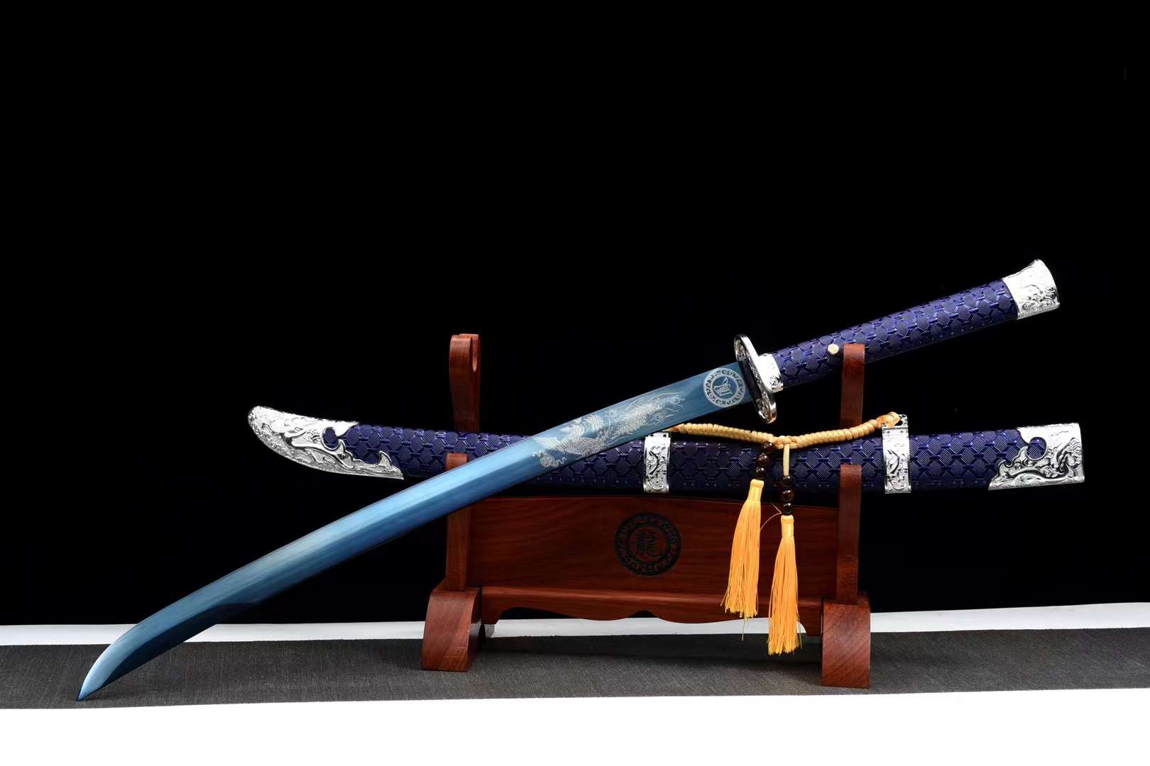 The Fenikkusu Senso Oburedo Handmade Chinese Dao Spring Steel-Romance of Men