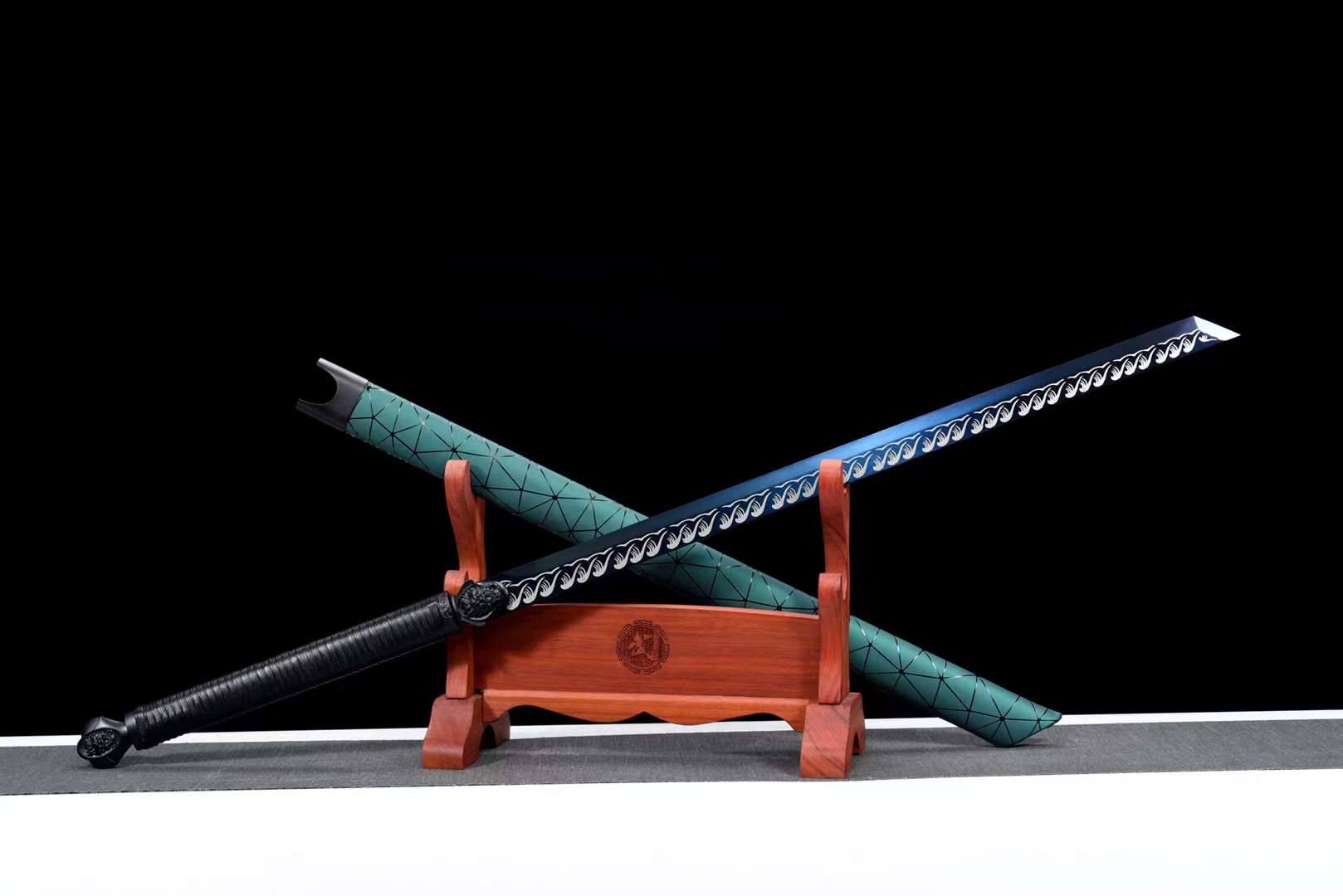 The Doragontoreddo Handmade Chinese Dao Carbon Steel