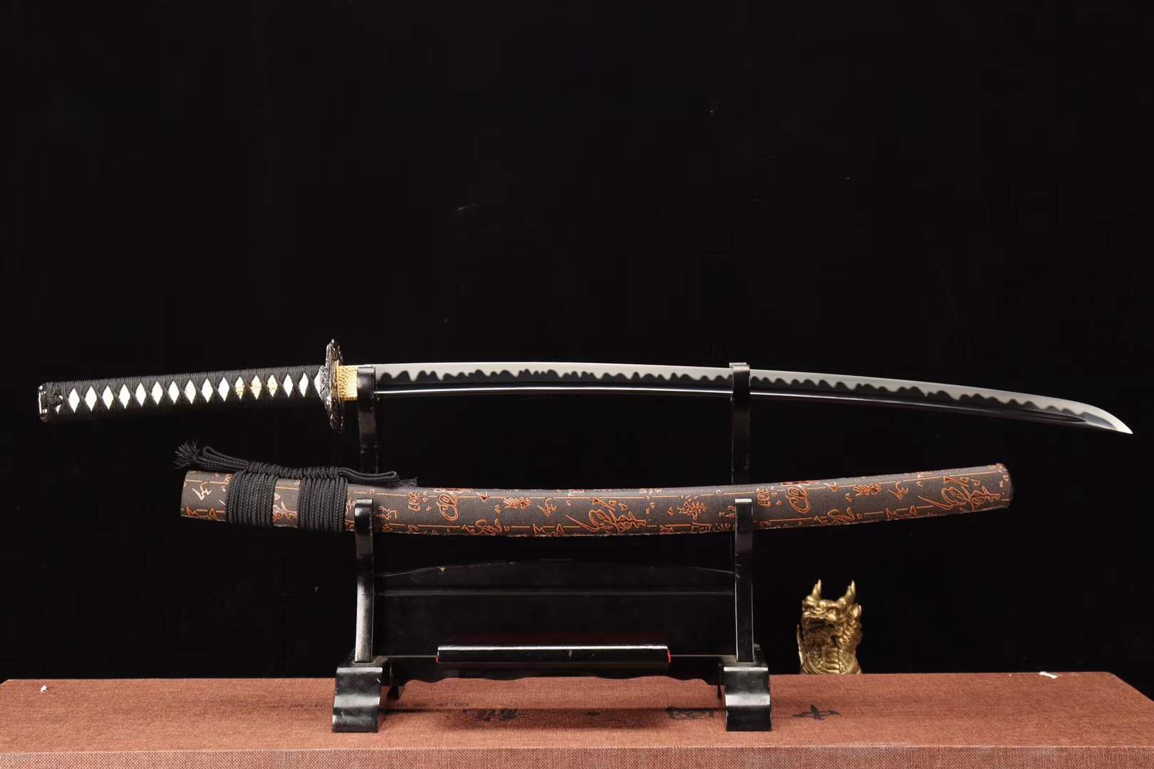 The Tsuki Oikakeru Handmade Katana Carbon Steel