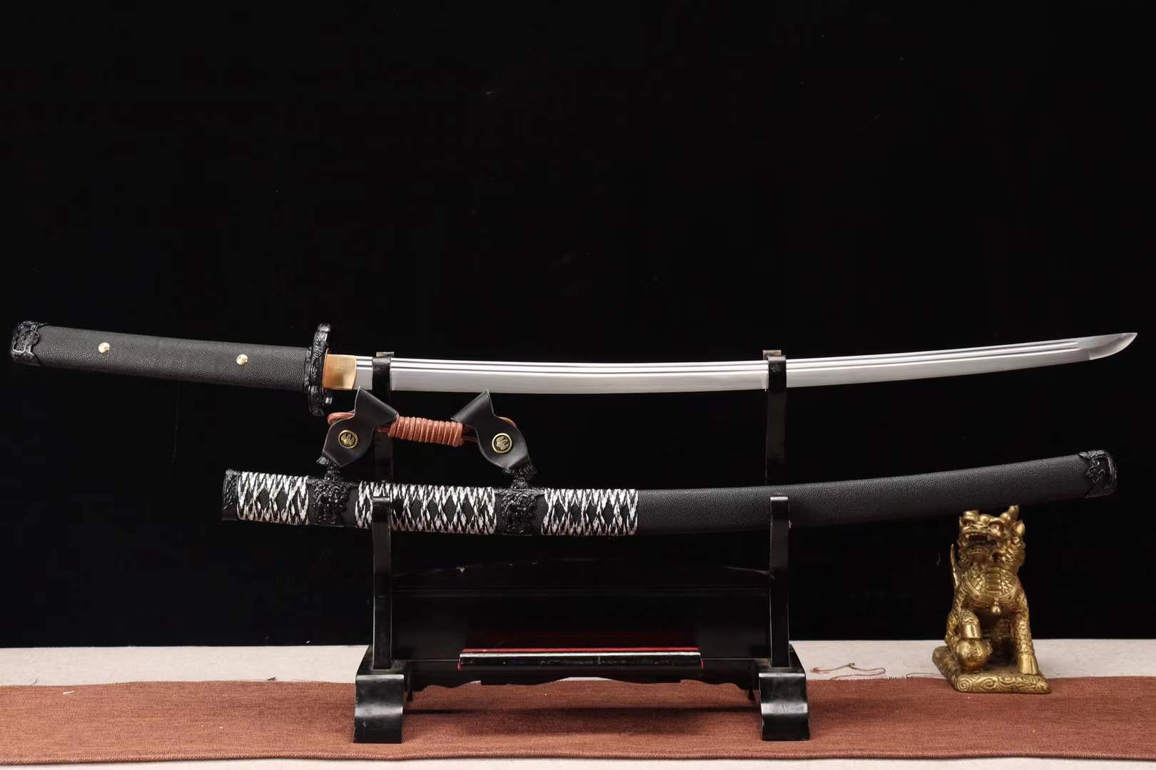 The Kuroi Mizu Handmade Katana Manganese Steel