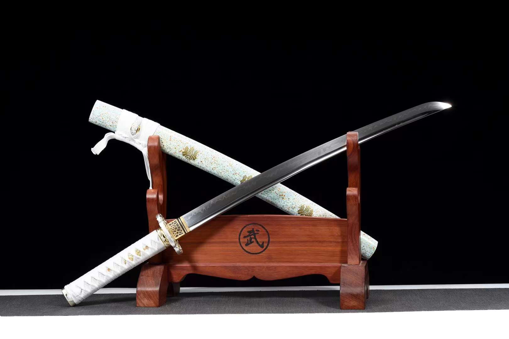 The Kamonconen Handmade Katana Wakizashi Clay Tempered T10 Steel