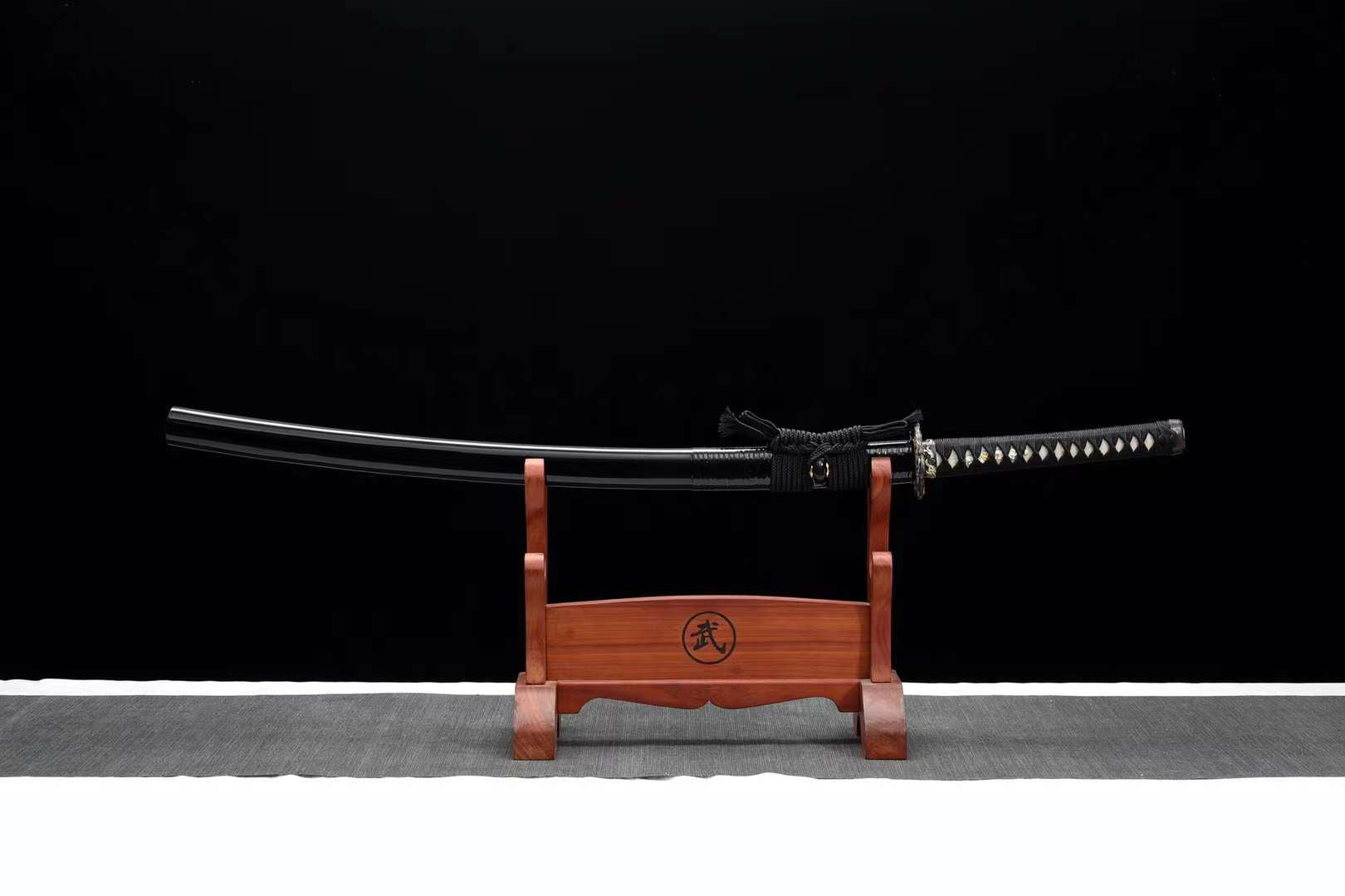 The Doragon Kingu Handmade Katana Clay Tempered T10 Steel