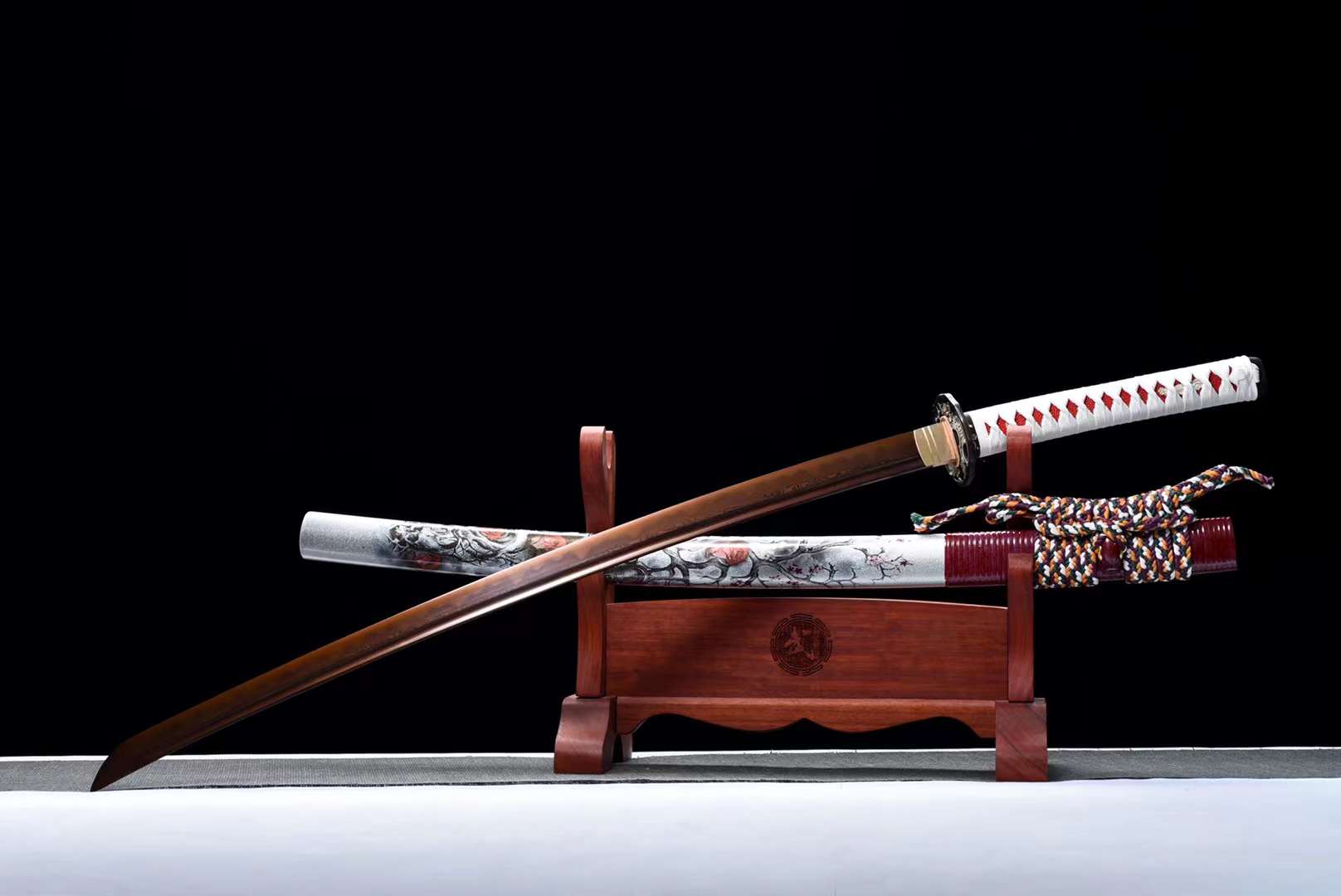 The Suzawa Eiyuki Handmade Katana Clay Tempered Pattern Steel
