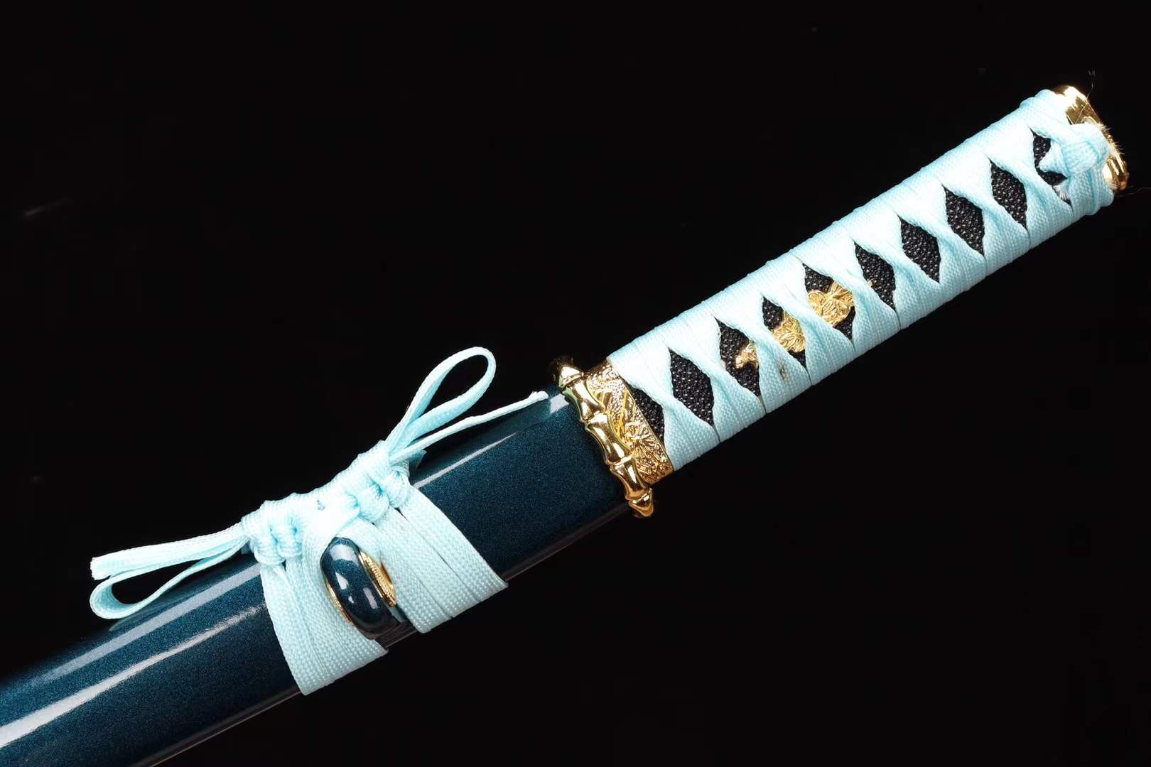 The Aisupokuribu Handmade Tanto Katana Manganese Steel