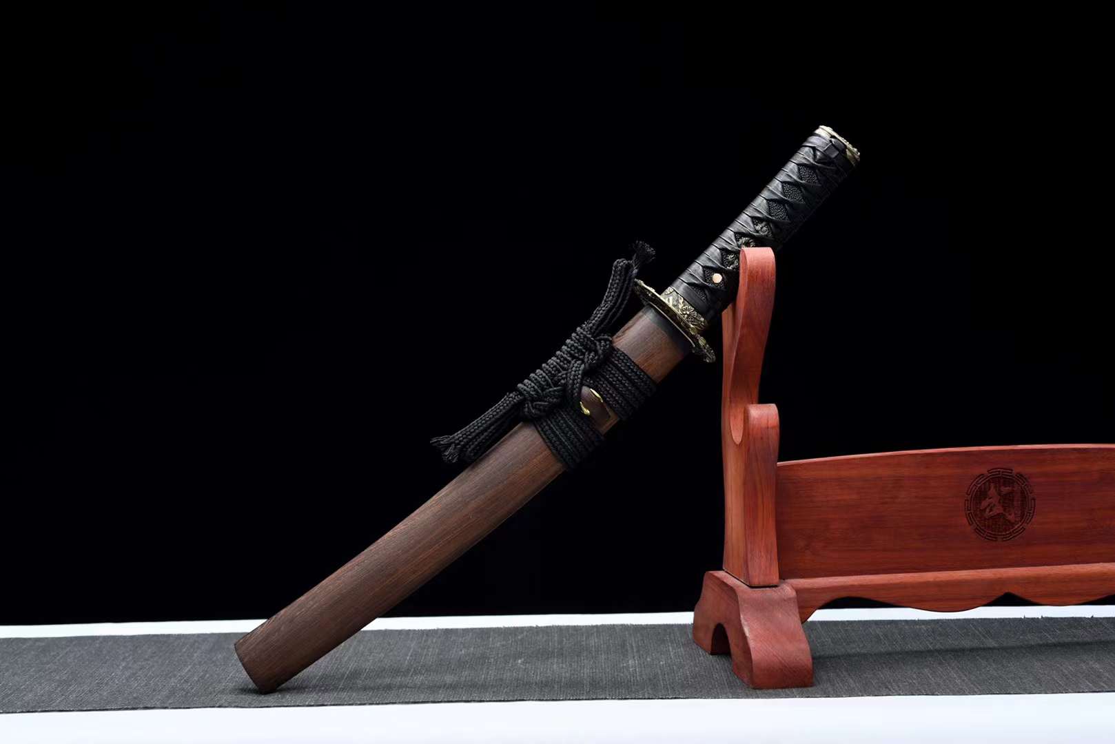 The Mikumichi Handmade Tanto Katana Pattern Steel