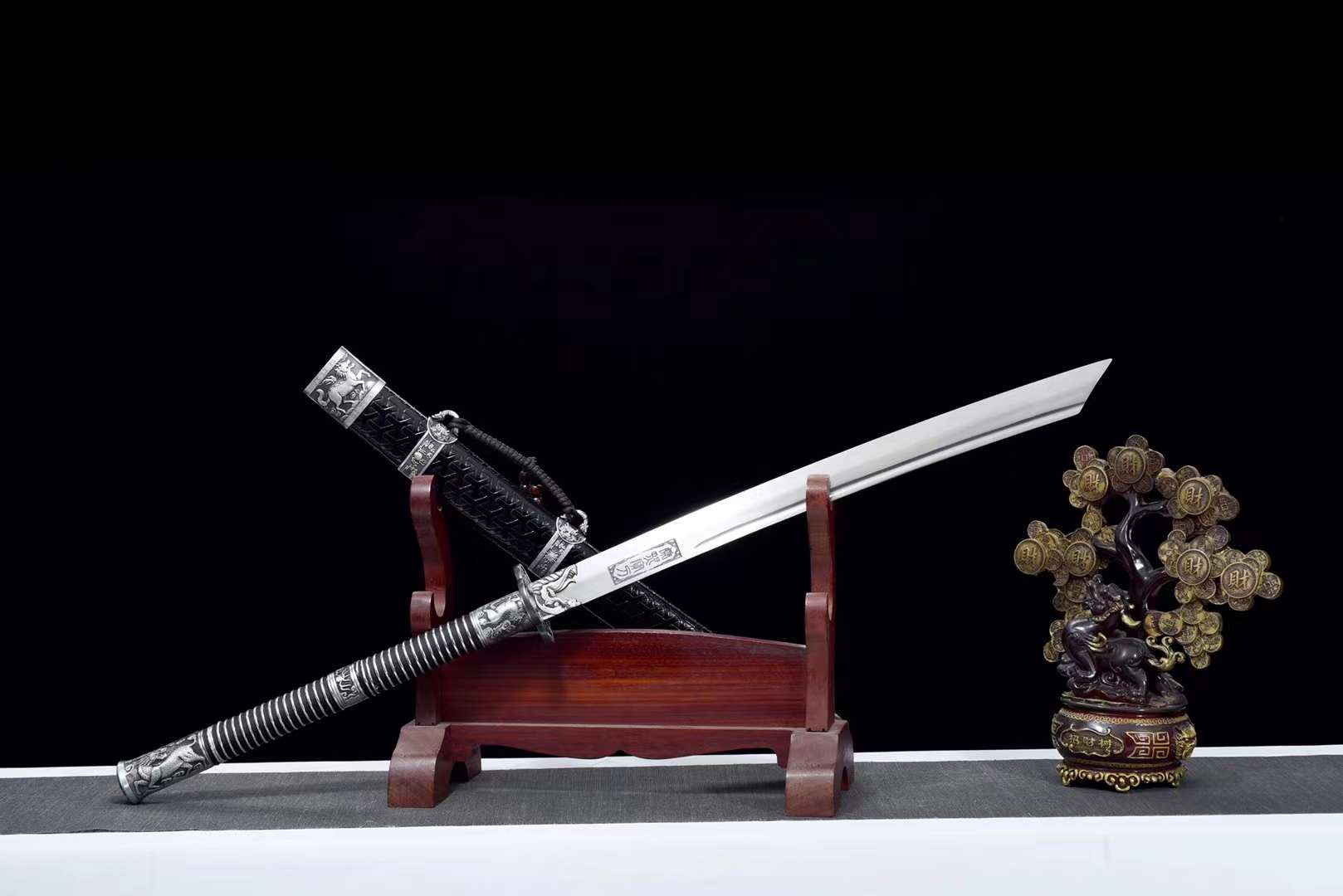 The Kun Watashi Handmade Chinese Dao Manganese Steel-Romance of Men