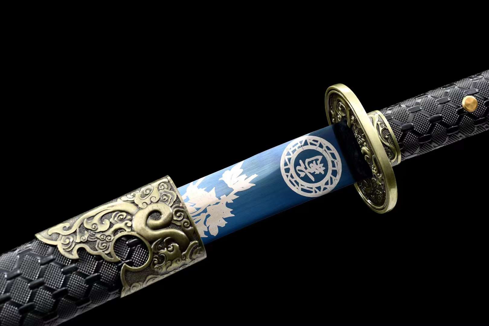 The Kiku Senso Oburedo Handmade Chinese Dao Spring Steel-Romance of Men