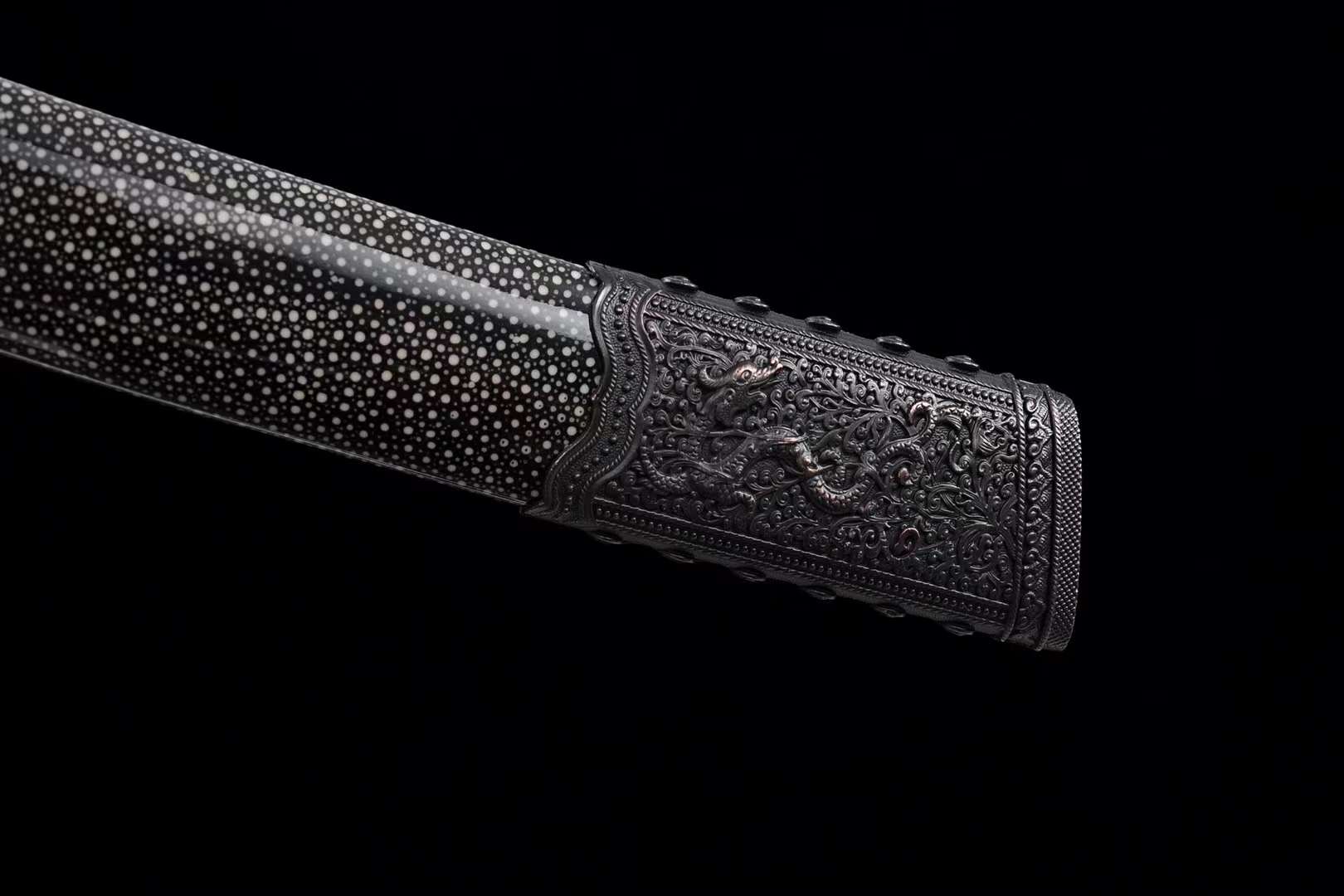 The Kokitei Uonaifu Handmade Chinese Dao Pattern Steel
